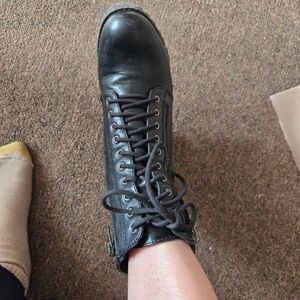 Soda Round Heeled Combat Boots - Women's Size 7- Black - Casual Shoes w/ Heels